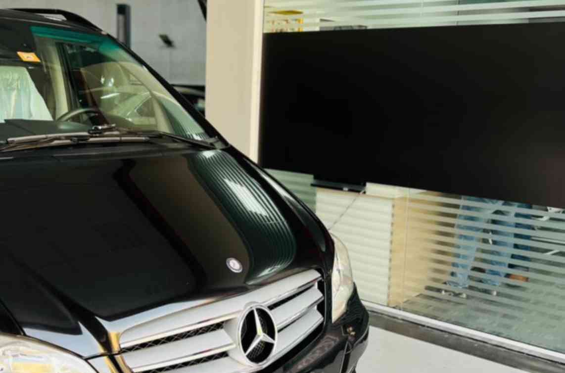 Mercedes-Benz Viano Battery Replacement